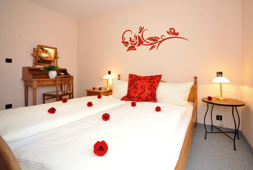 Hotel Obere Muhle Bad Elster Oda fotoğraf